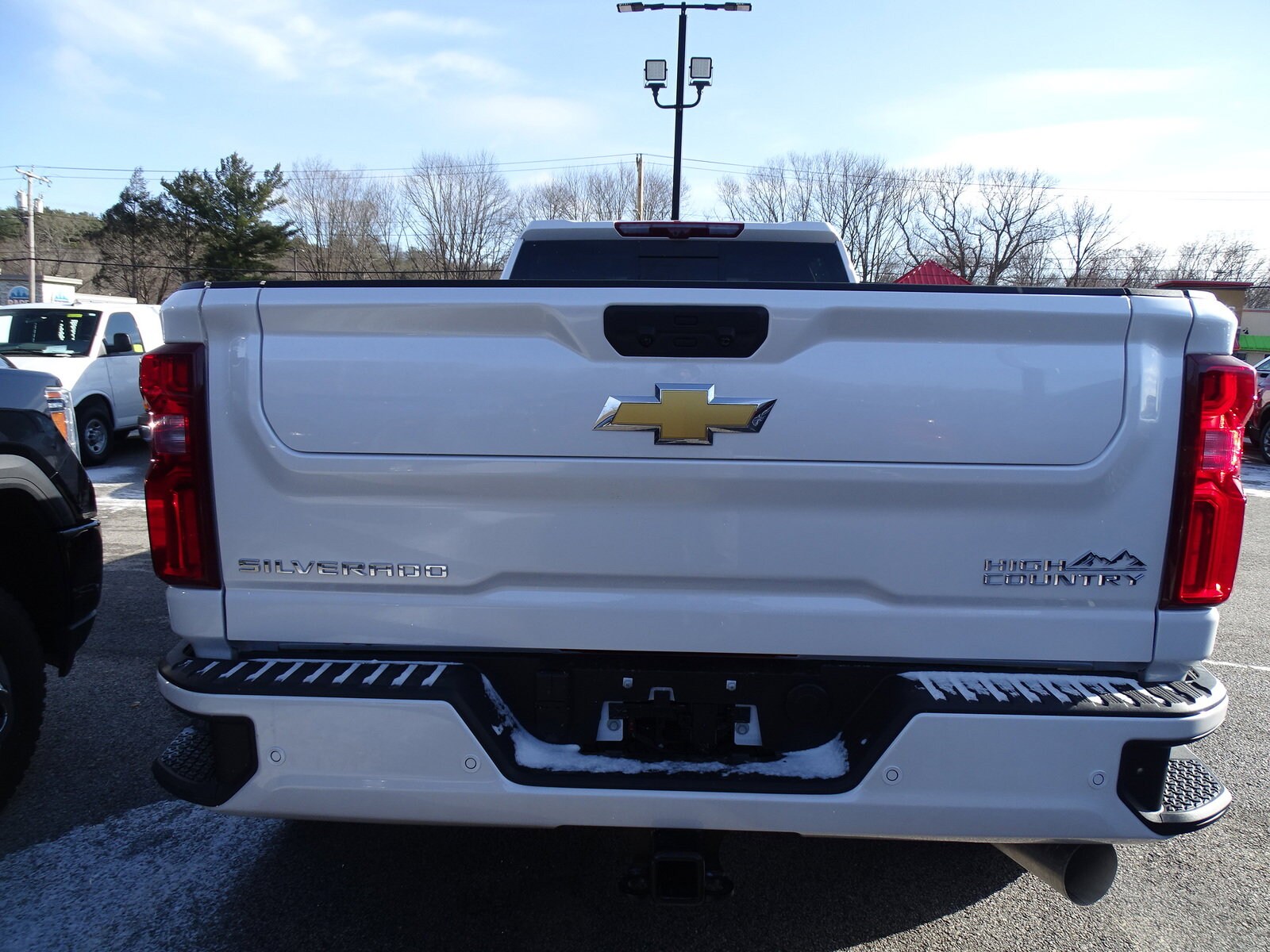 2025 Chevrolet Silverado 3500HD High Country photo 4