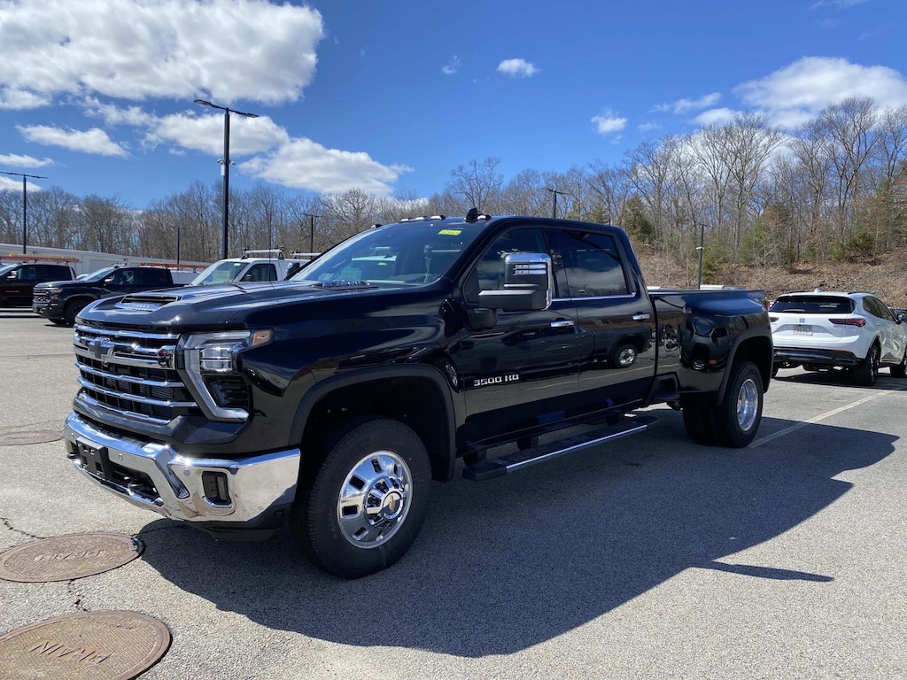 New 2026 Chevrolet Silverado 3500HD LTZ DRW Truck