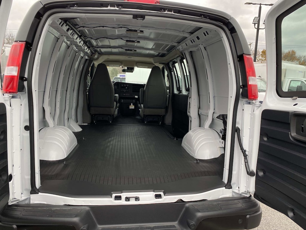 New 2025 GMC Savana Cargo Van Work Van Van
