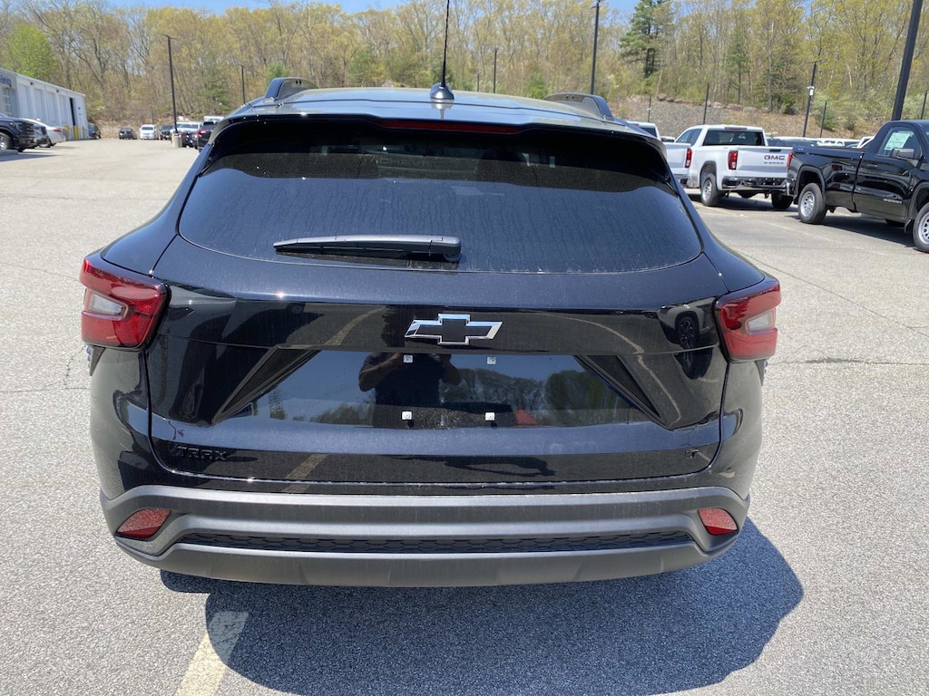 New 2026 Chevrolet Trax LT SUV