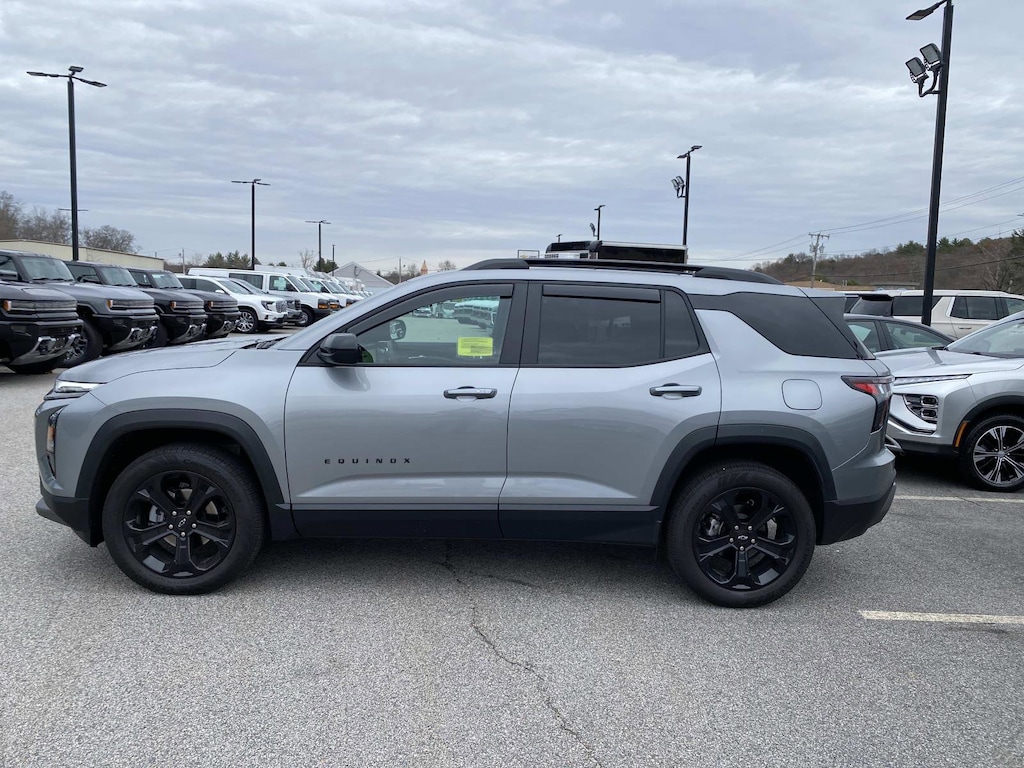 Used 2025 Chevrolet Equinox LT SUV