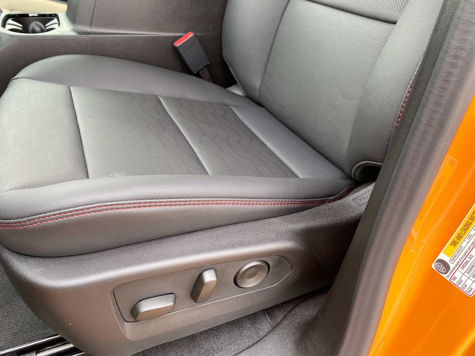2026 Chevrolet Colorado Z71 - Photo 9