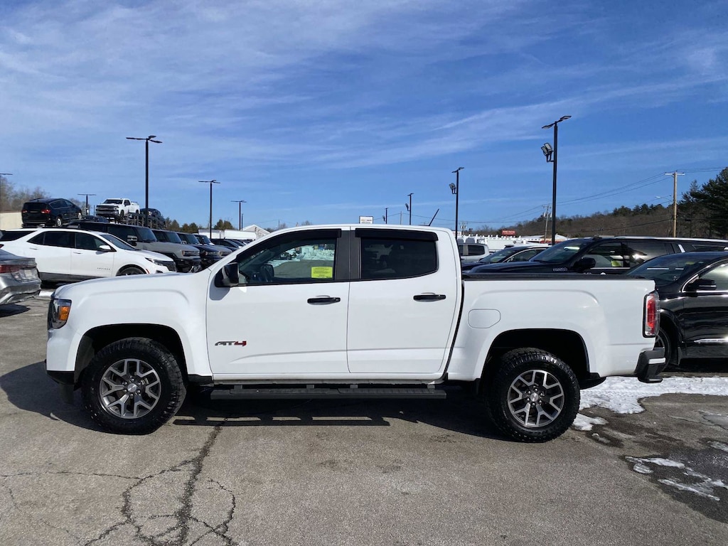 Used 2022 GMC Canyon AT4 - Cloth Truck
