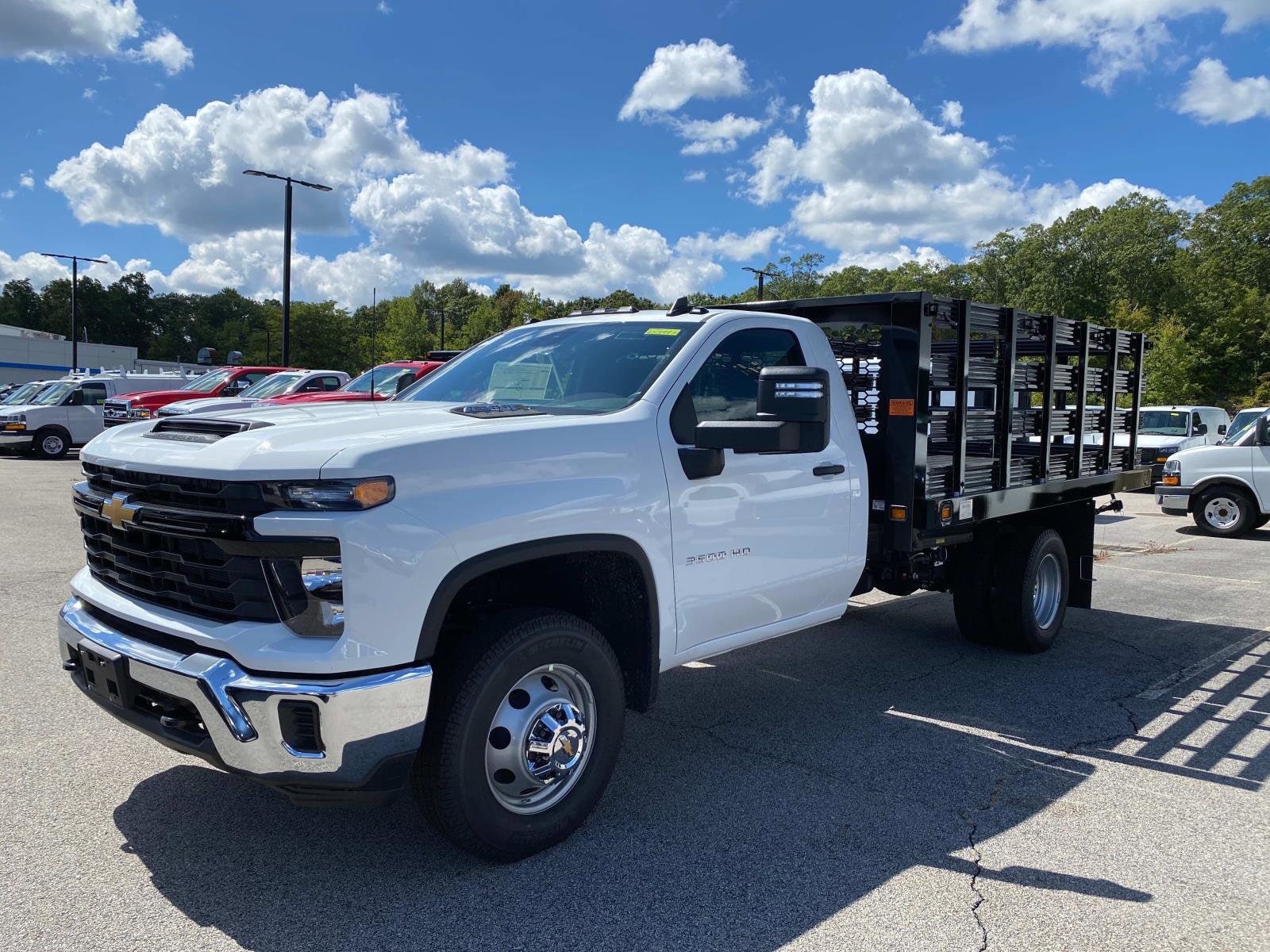 2025 Chevrolet Silverado 3500HD Work Truck's photo