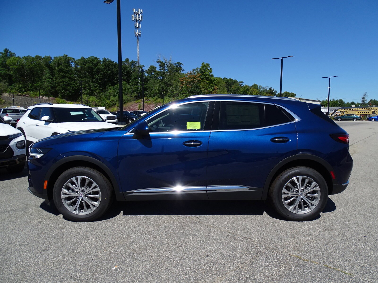 2022 Buick Envision Preferred photo 2