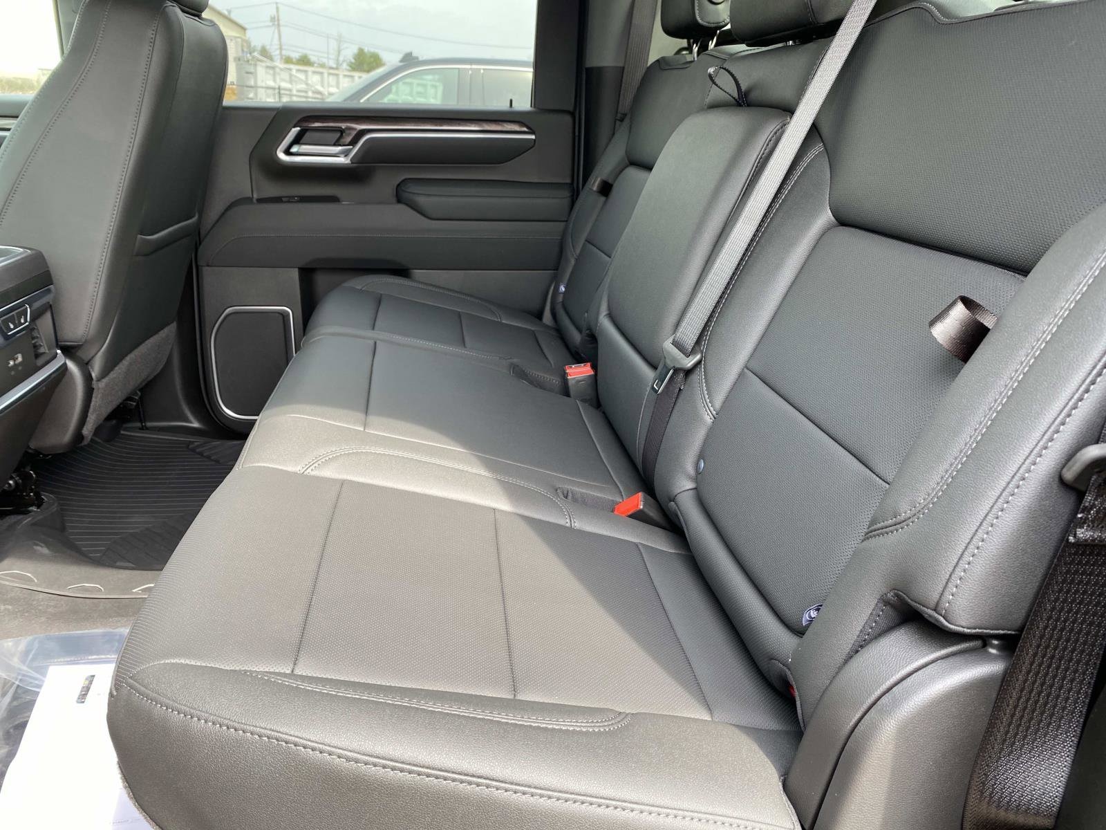 2026 Chevrolet Silverado 2500 HD LTZ - Photo 6