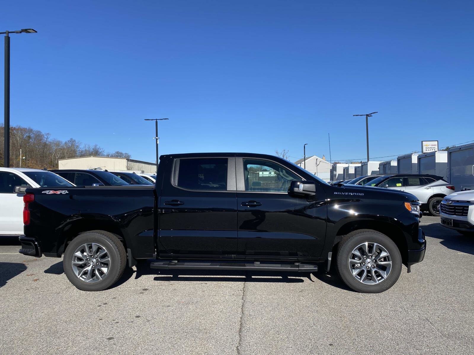 2026 Chevrolet Silverado 1500 RST photo 3