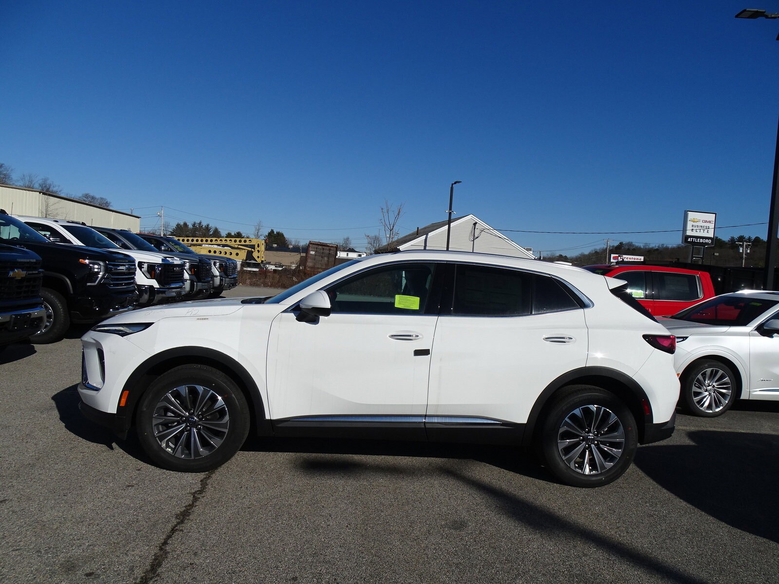 2025 Buick Envision Preferred photo 2