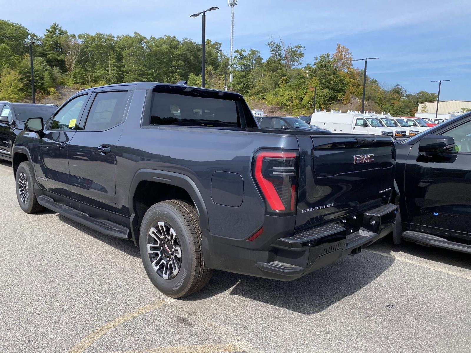 2026 Gmc Sierra Elevation photo 3