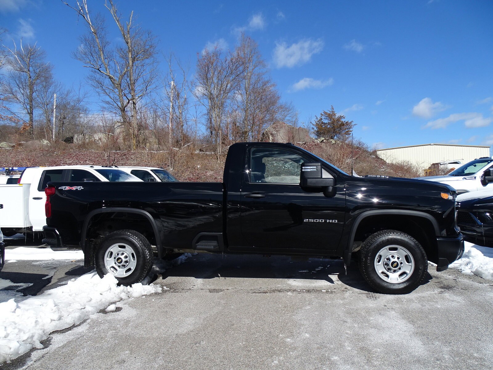 2025 Chevrolet Silverado 2500HD photo 2