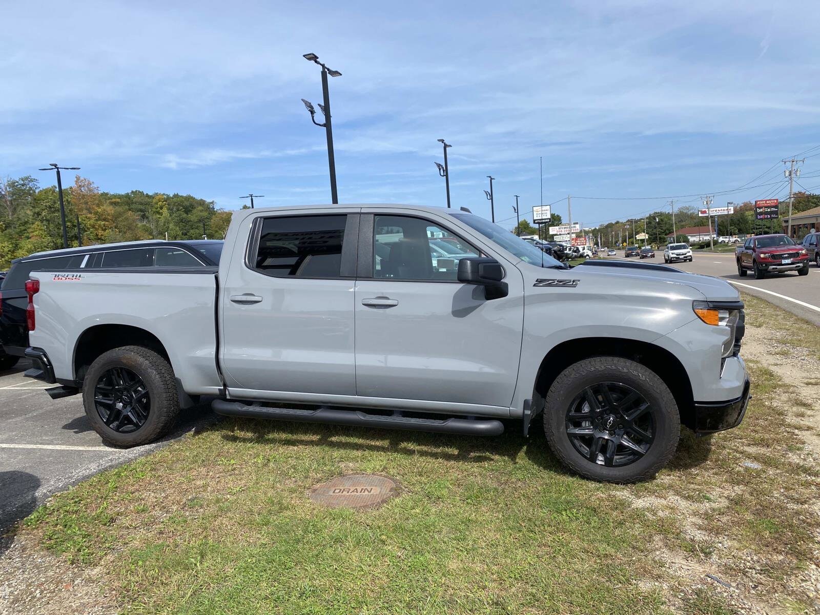 2024 Chevrolet Silverado 1500 Custom Trail Boss photo 4