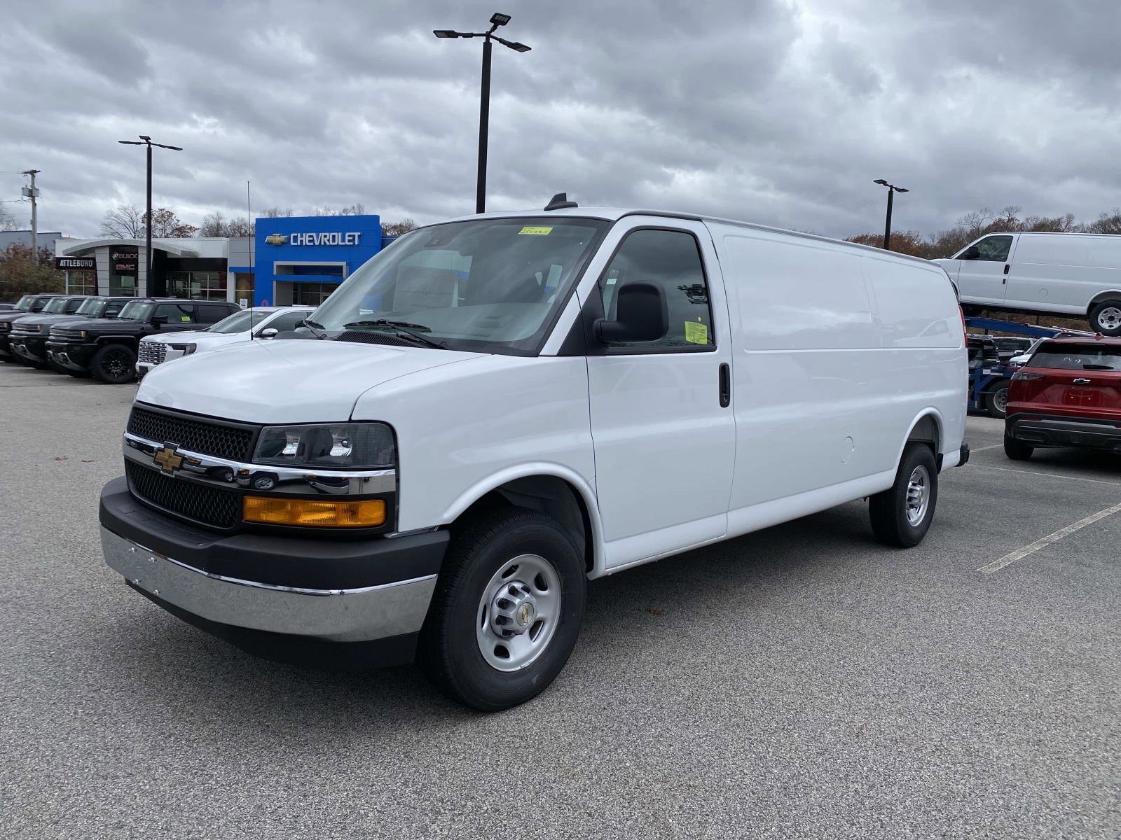 2025 Chevrolet Express Cargo Work Van's photo