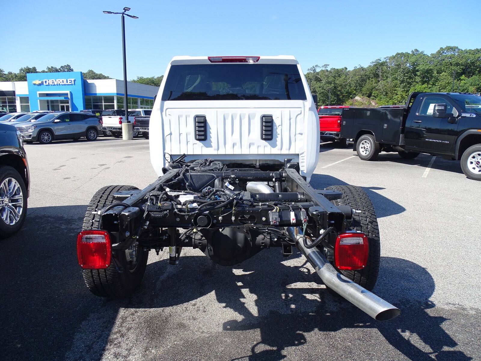2024 Chevrolet Silverado 3500HD photo 4