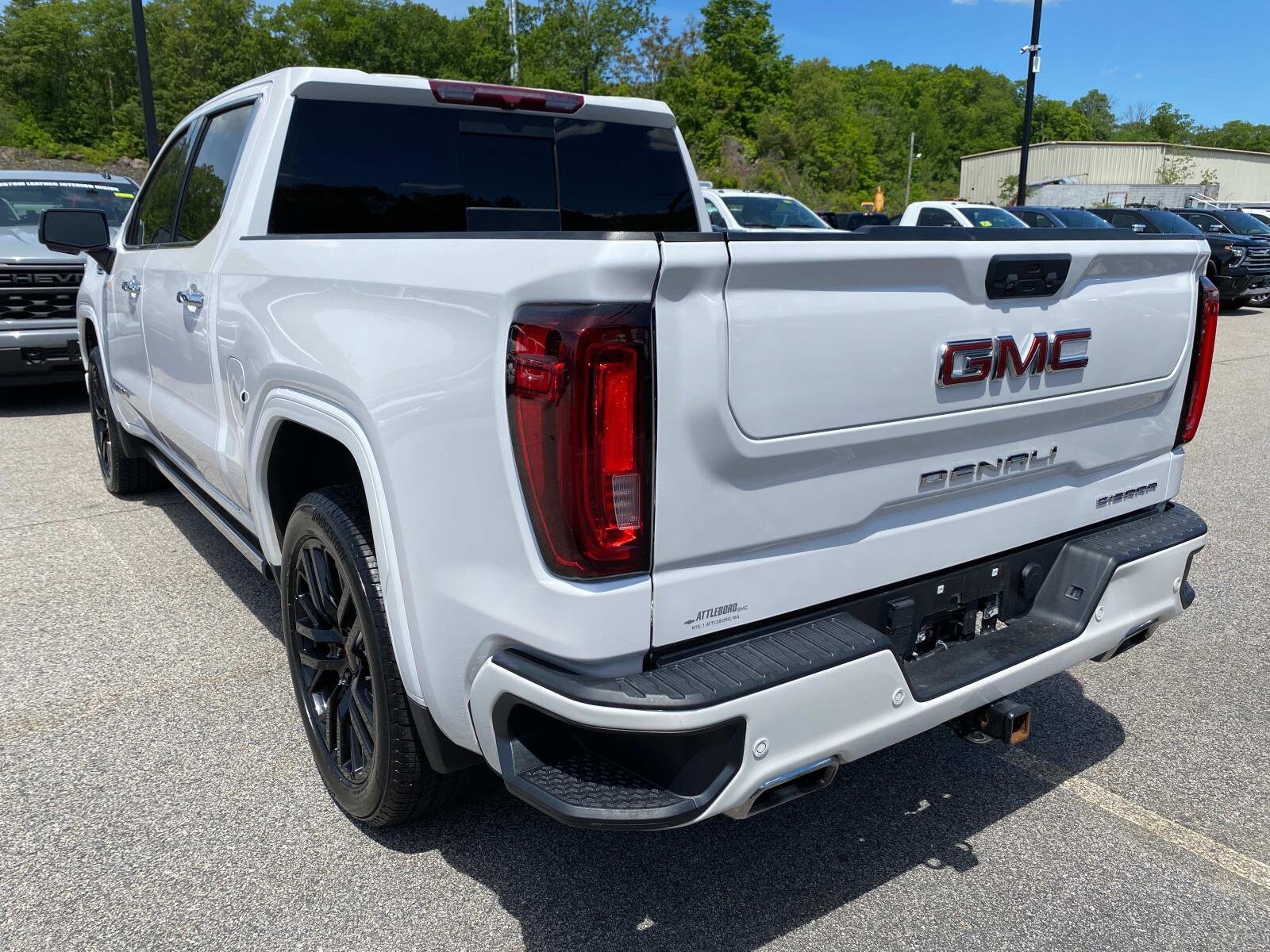 2022 Gmc Sierra 1500 Denali photo 2