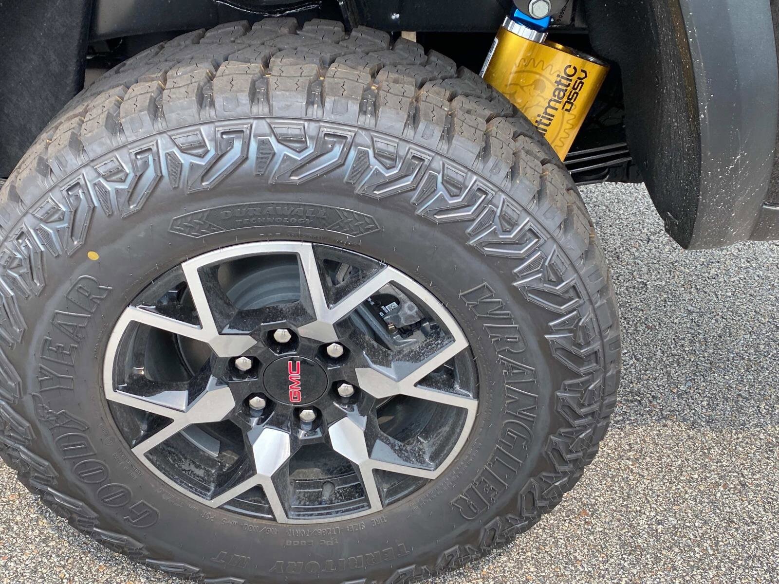 2026 Gmc Canyon AT4X photo 3