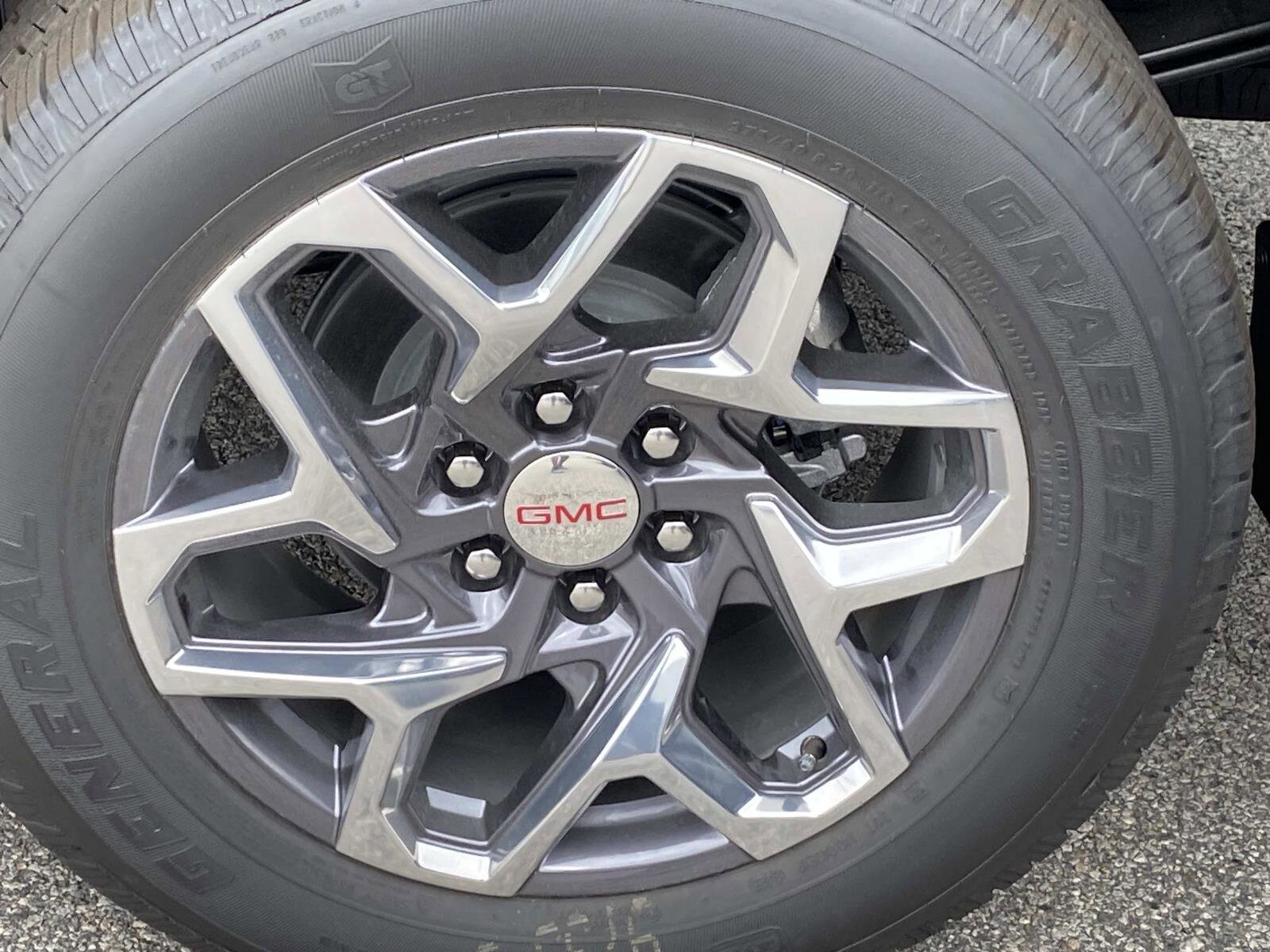 2026 Gmc Sierra 1500 SLT photo 3