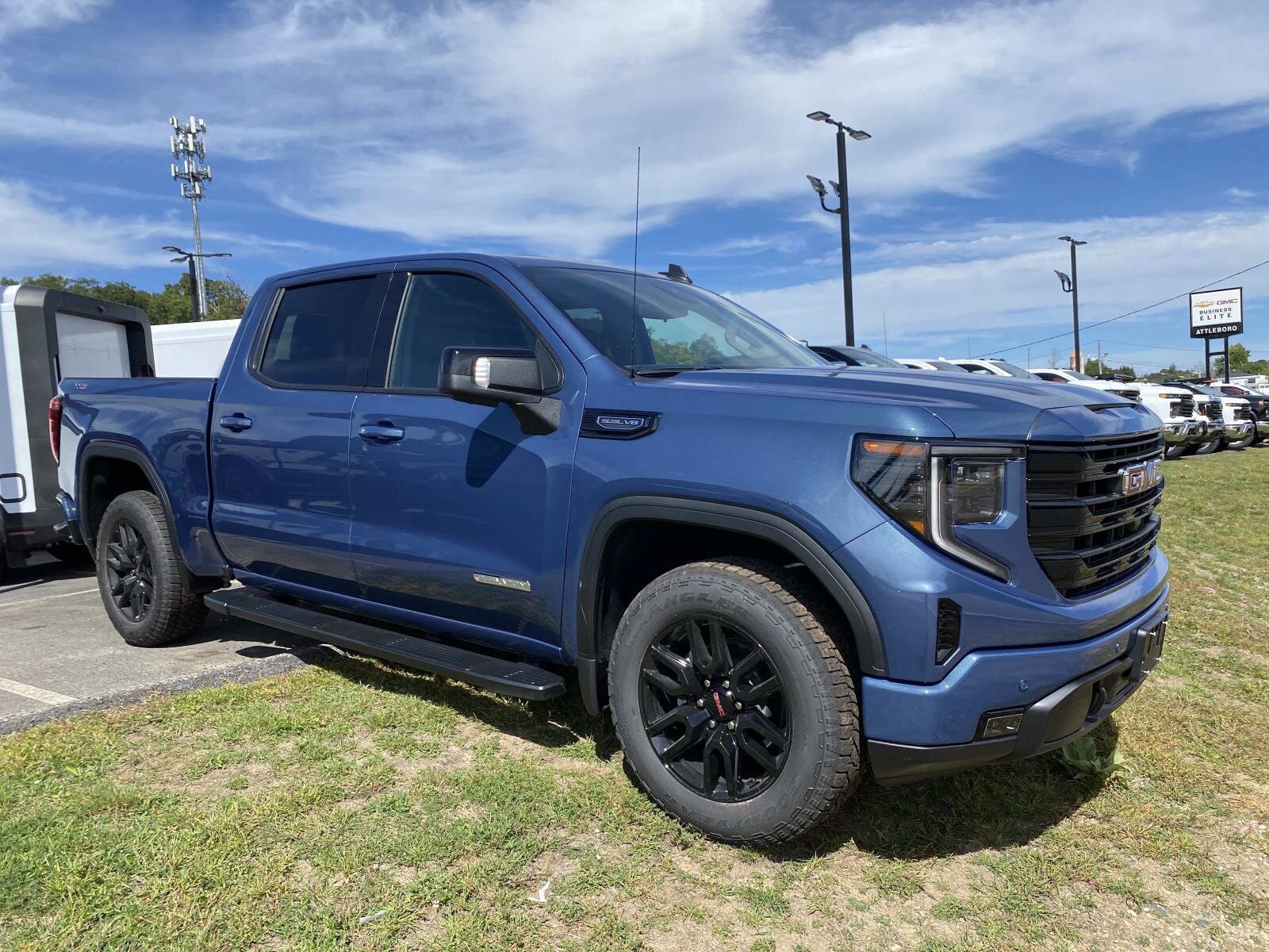 2026 Gmc Sierra 1500 Elevation photo 3