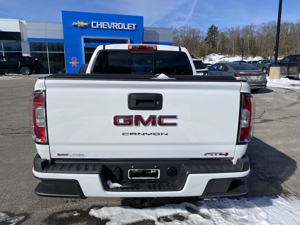Used 2022 GMC Canyon AT4 - Cloth Truck