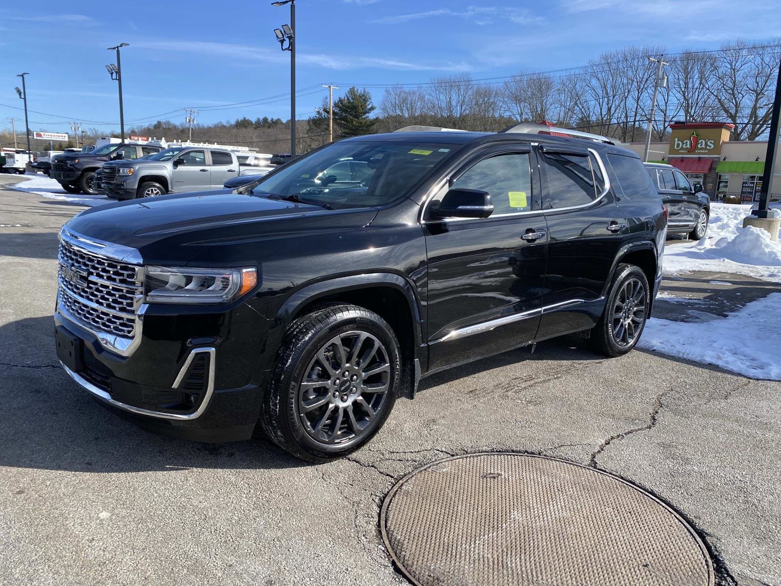 2023 GMC Acadia Denali AWD's photo