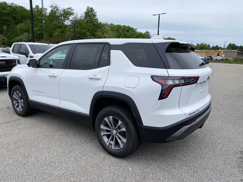 New 2026 Chevrolet Equinox LT SUV