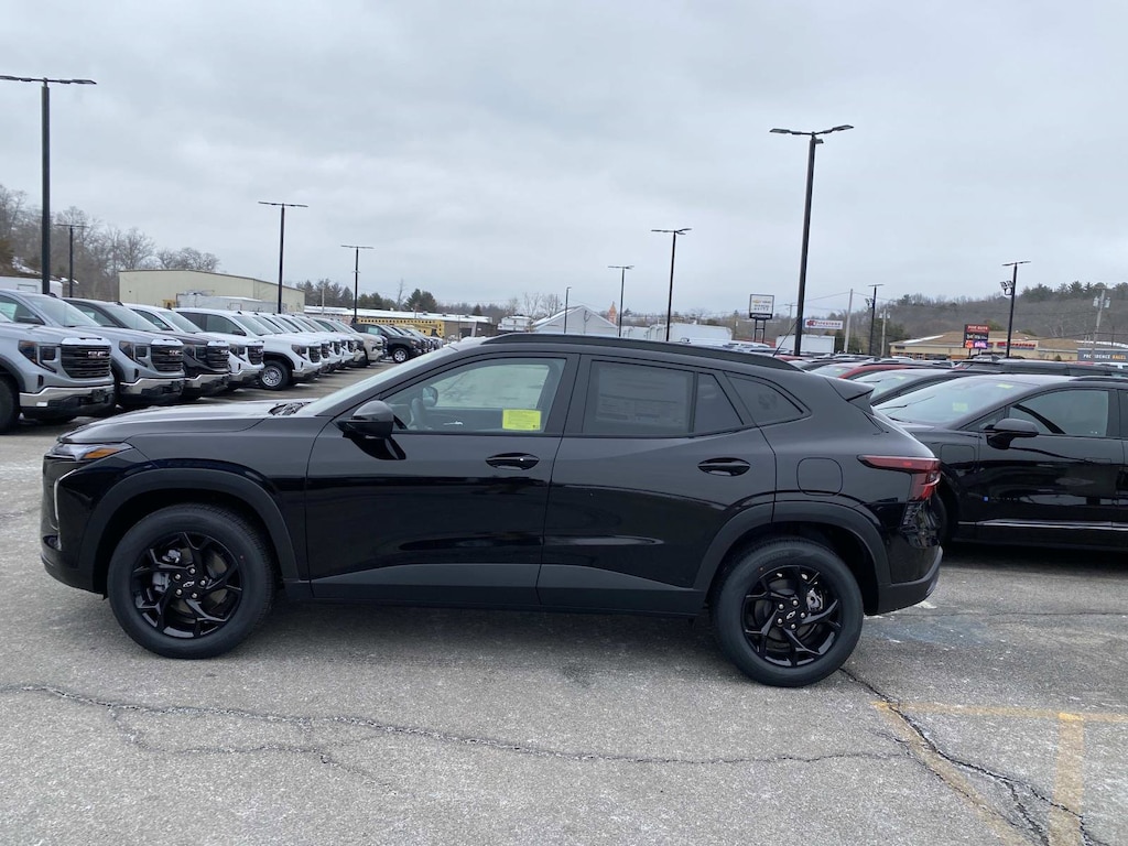 New 2026 Chevrolet Trax LT SUV