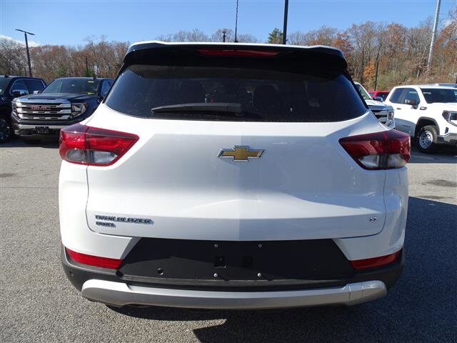 2025 Chevrolet Trailblazer LT photo 4