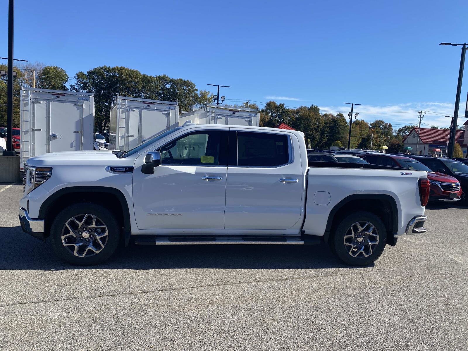 2026 Gmc Sierra 1500 SLT photo 2