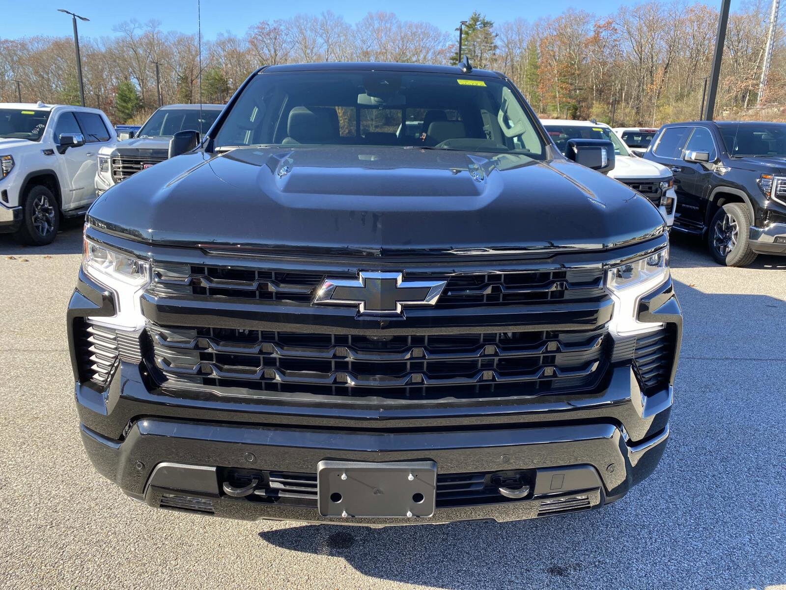 2026 Chevrolet Silverado 1500 RST photo 2