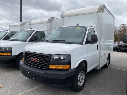 2023 GMC Savana Commercial Cutaway 1WT Cutaway Van