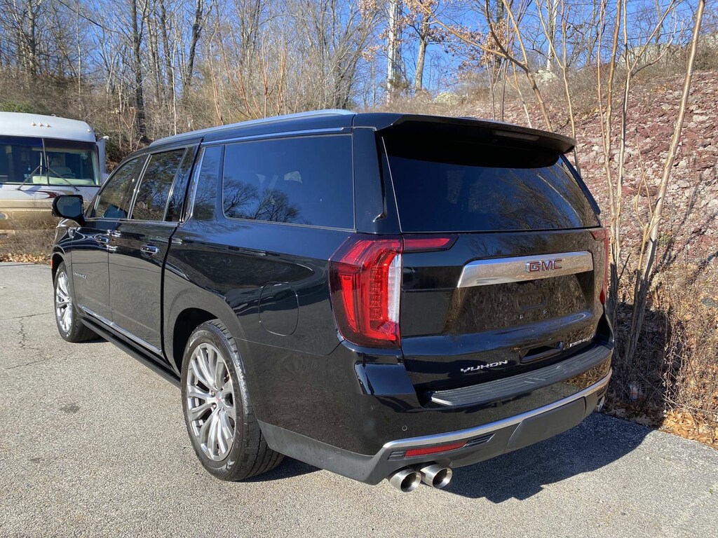 Used 2022 GMC Yukon XL Denali SUV