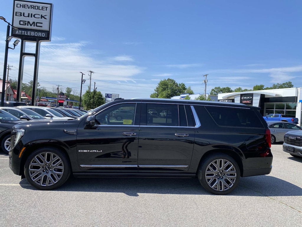 Used 2026 GMC Yukon XL Denali Ultimate SUV