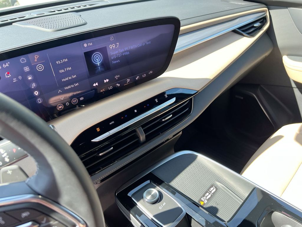 2026 Buick Enclave Preferred - Photo 18
