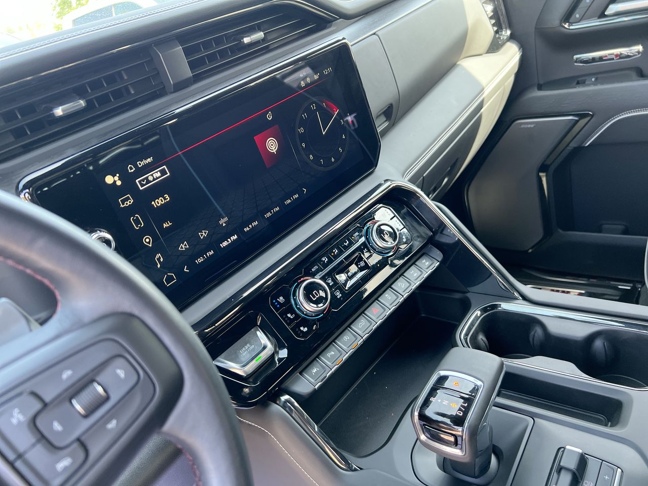 2024 GMC Sierra 1500 AT4X - Photo 18