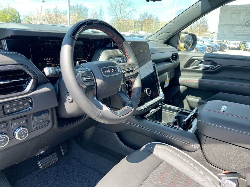 2026 GMC Yukon XL AT4 Ultimate - Photo 17