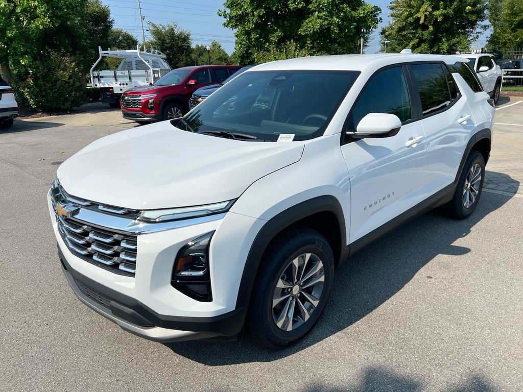 New 2027 Chevrolet Equinox LT