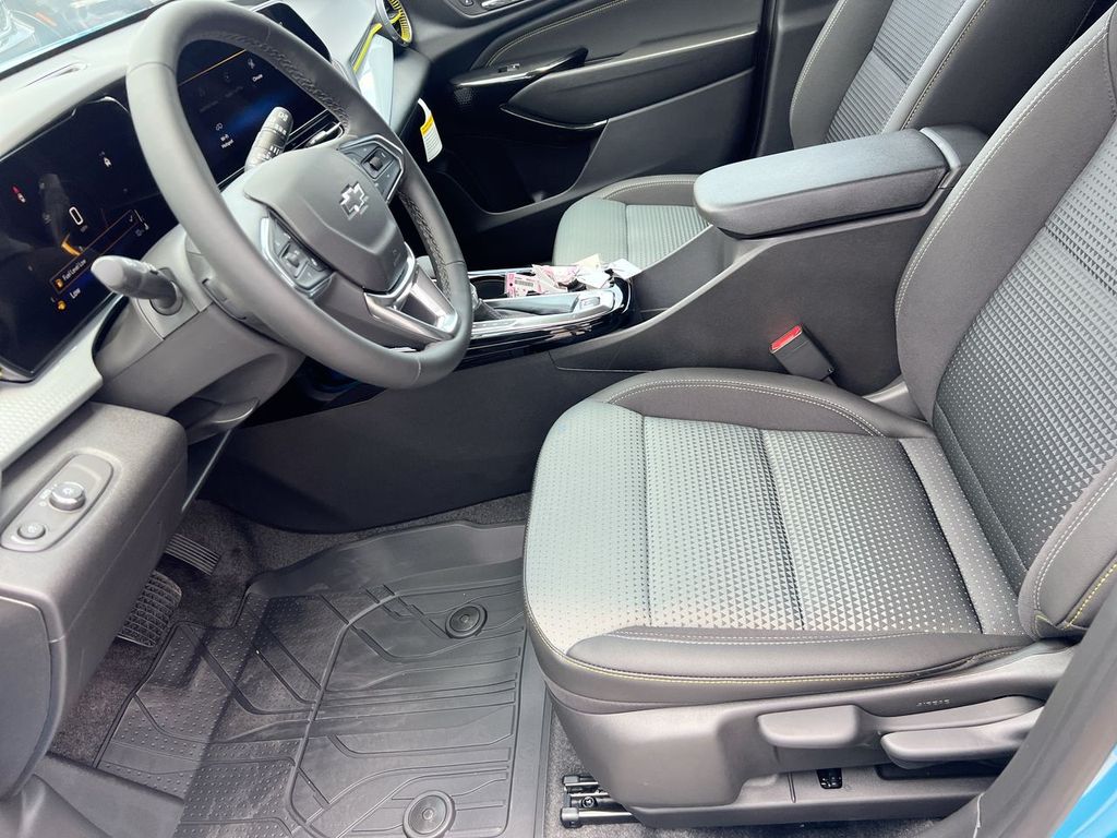 2026 Chevrolet Trax LT - Photo 14
