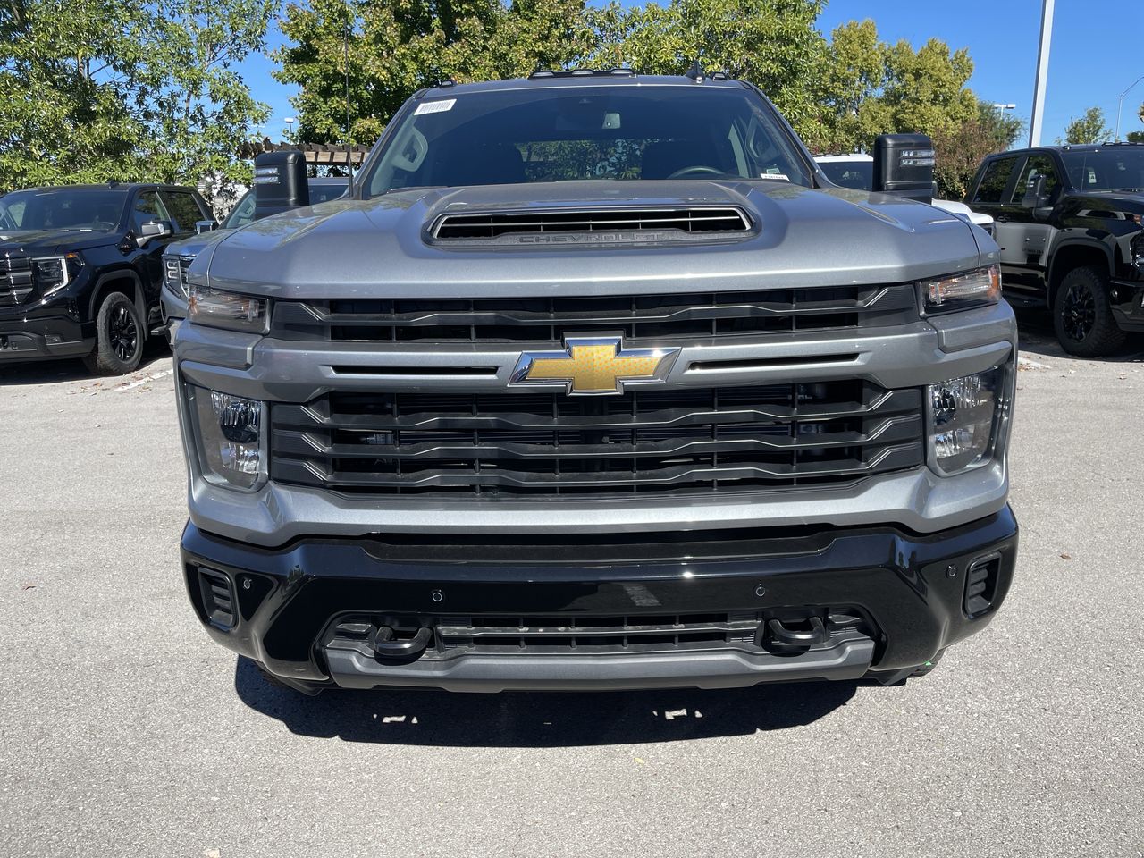2026 Chevrolet Silverado 2500 HD Custom - Photo 5