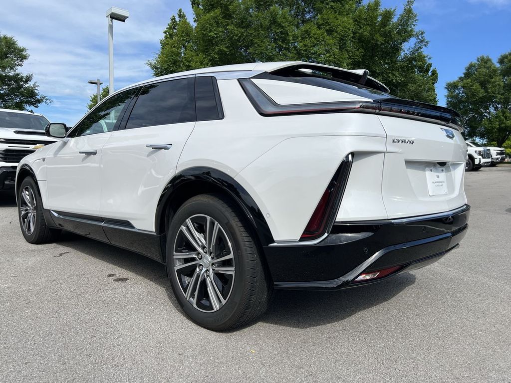 Used 2025 Cadillac LYRIQ Luxury 2 with VIN 1GYKPRRLXSZ310221 for sale in Murfreesboro, TN