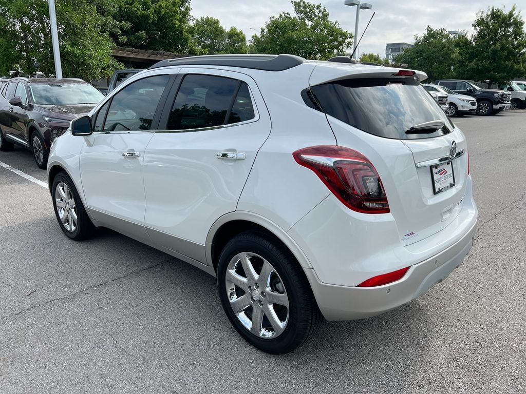 2020 Buick Encore Essence photo 2