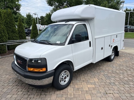 2025 GMC Savana Cutaway 3500 1WT Cutaway Van