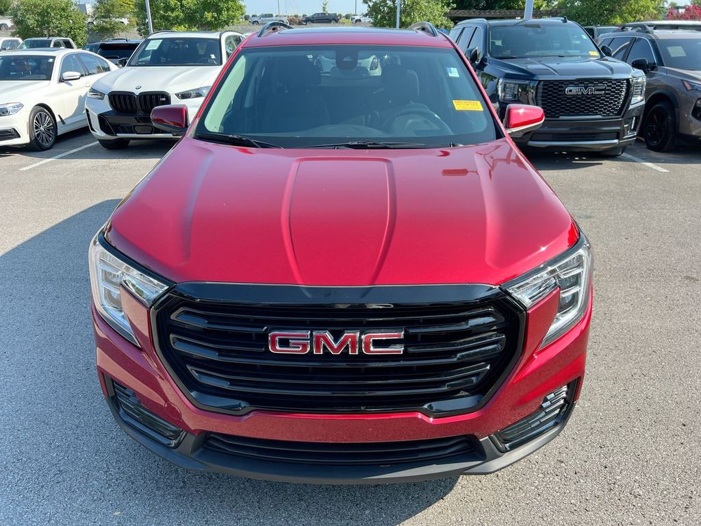 2022 Gmc Terrain SLE photo 3