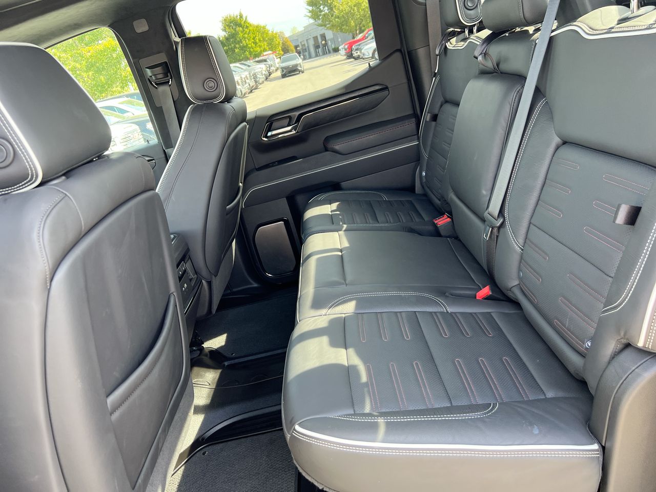 2024 GMC Sierra 1500 AT4X - Photo 15