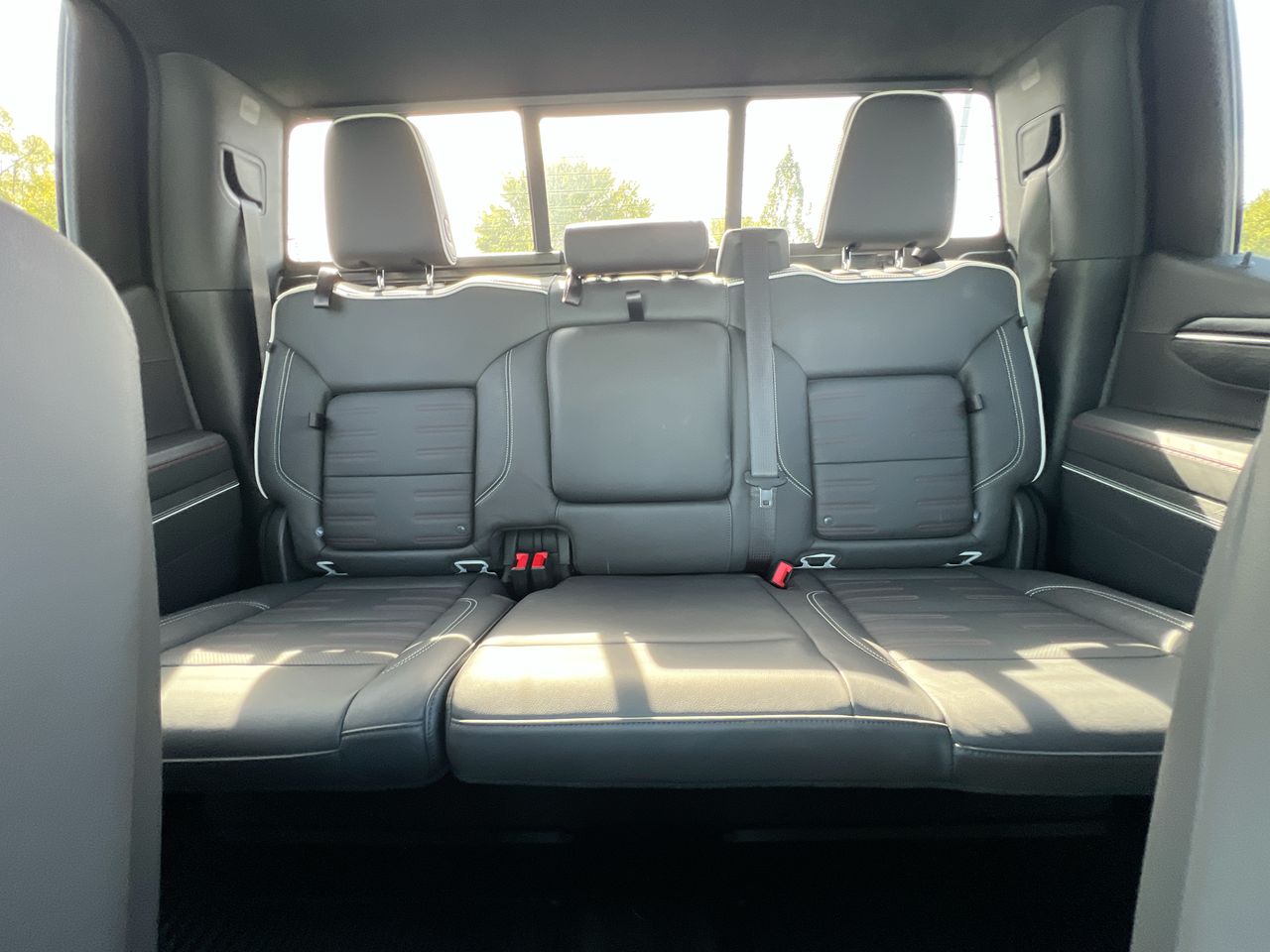 2024 GMC Sierra 1500 AT4X - Photo 12