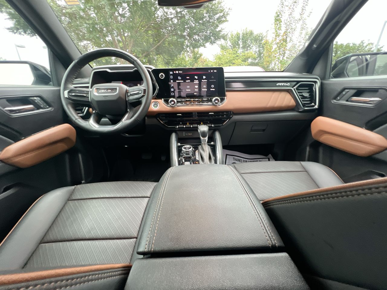 2025 GMC Canyon AT4 - Photo 10