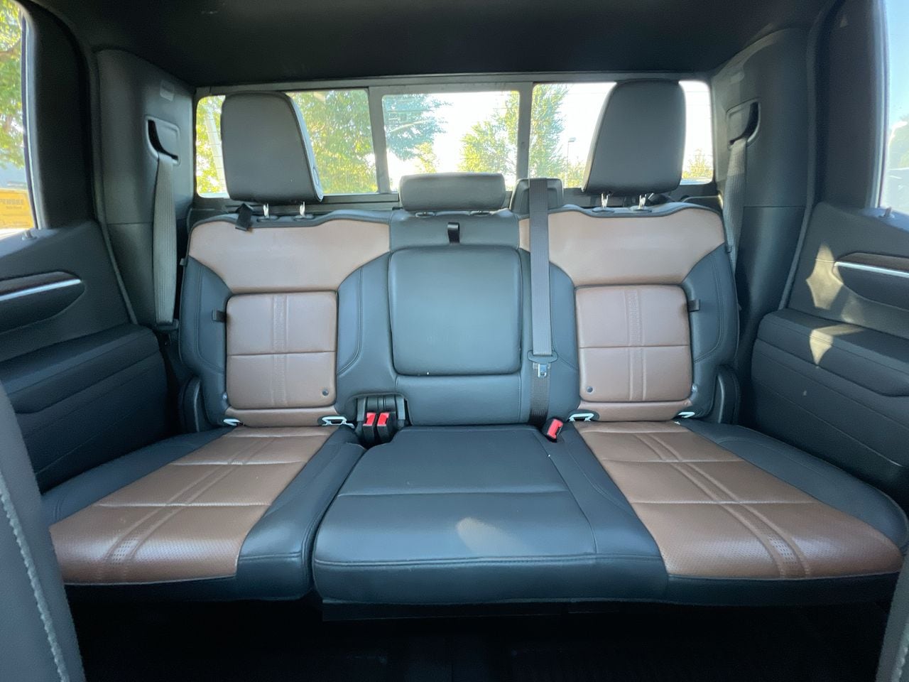 2025 Chevrolet Silverado 1500 High Country - Photo 12