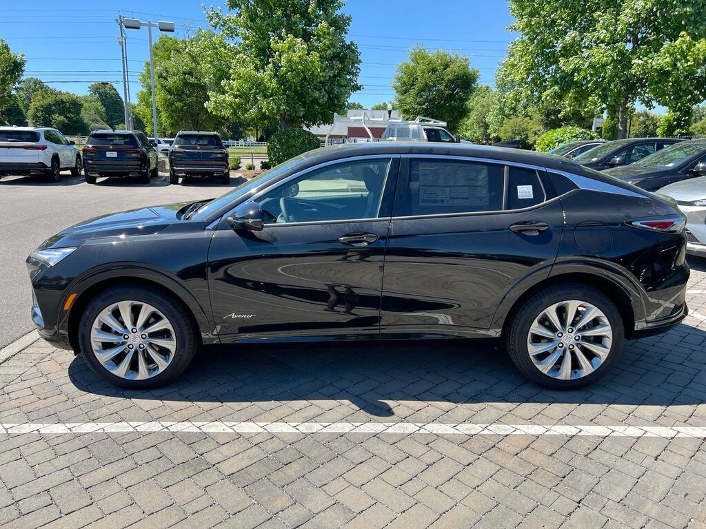 New 2026 Buick Envista Avenir SUV