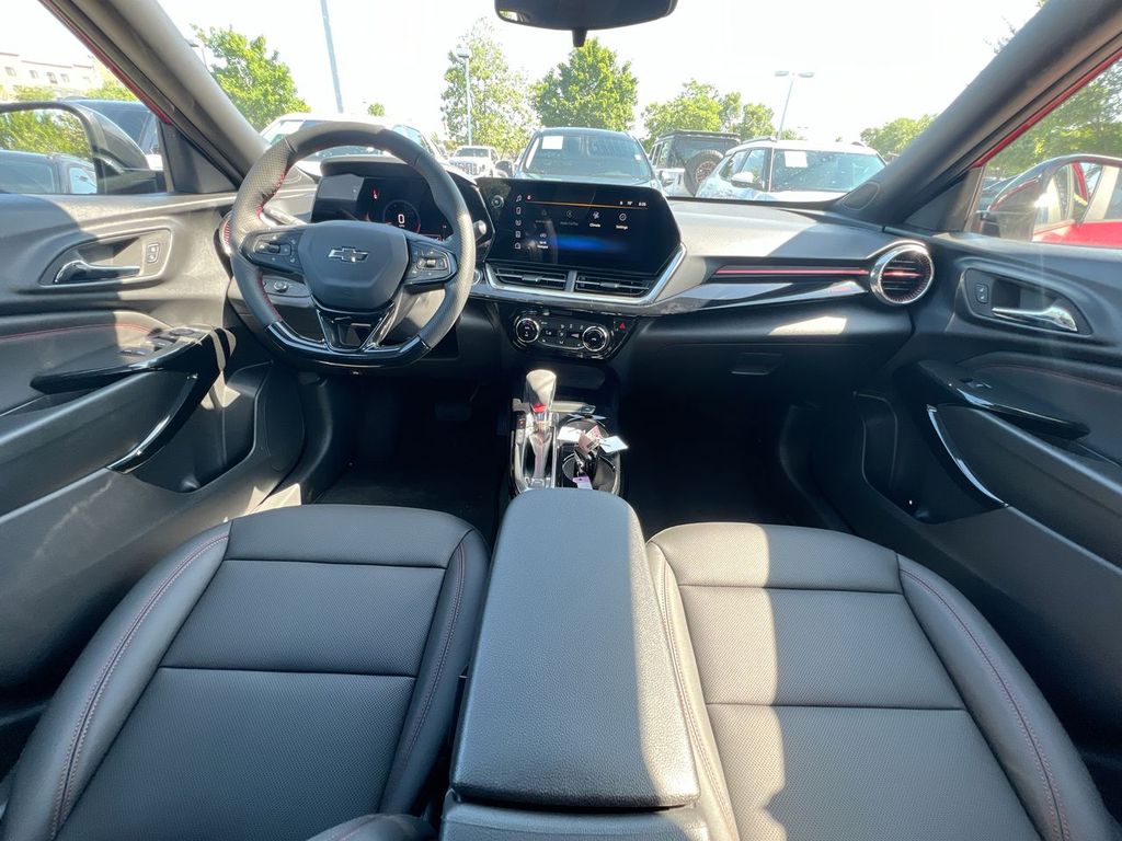 2026 Chevrolet Trax RS - Photo 10