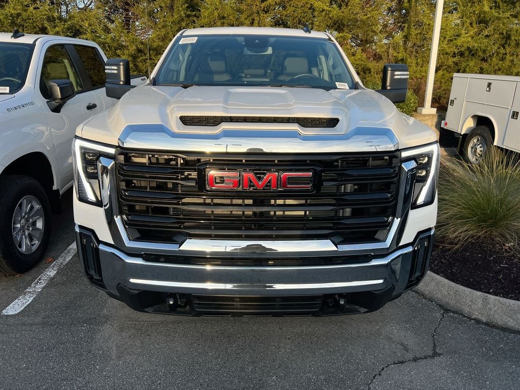New 2025 GMC Sierra 2500 HD Pro Truck