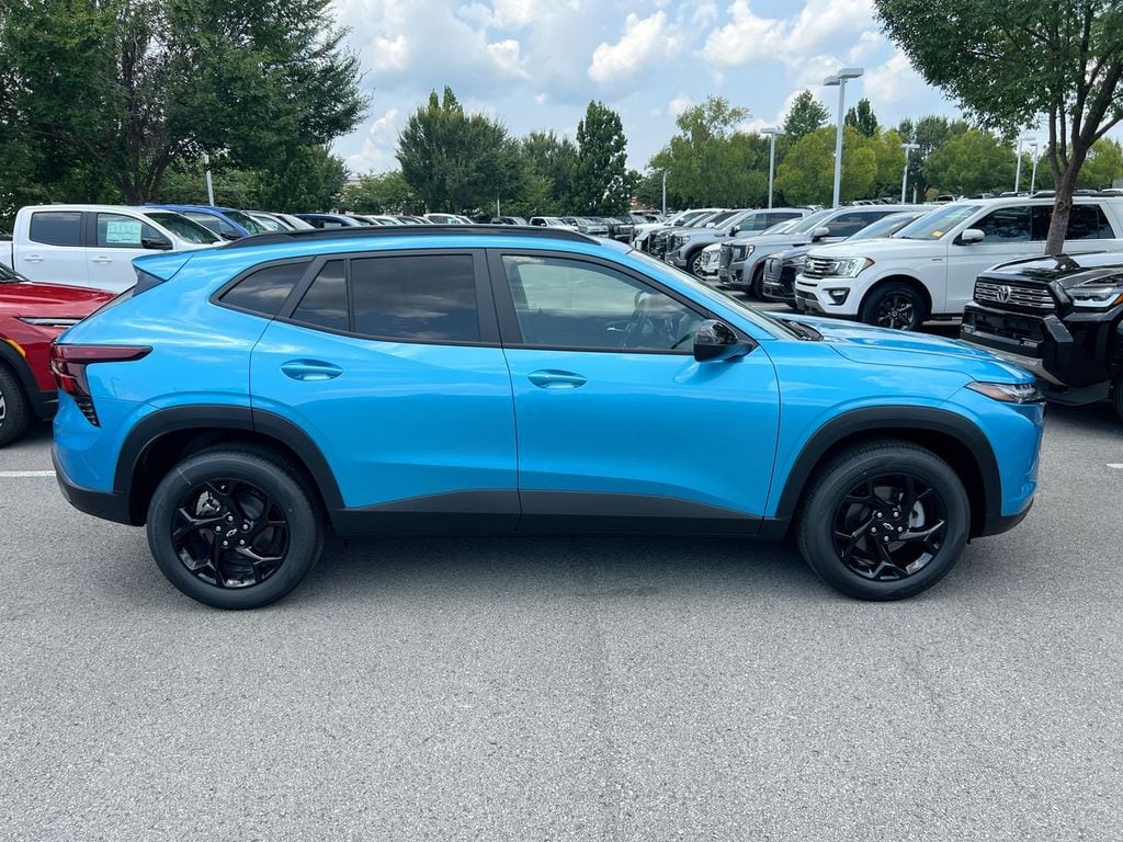 2026 Chevrolet Trax LT - Photo 7