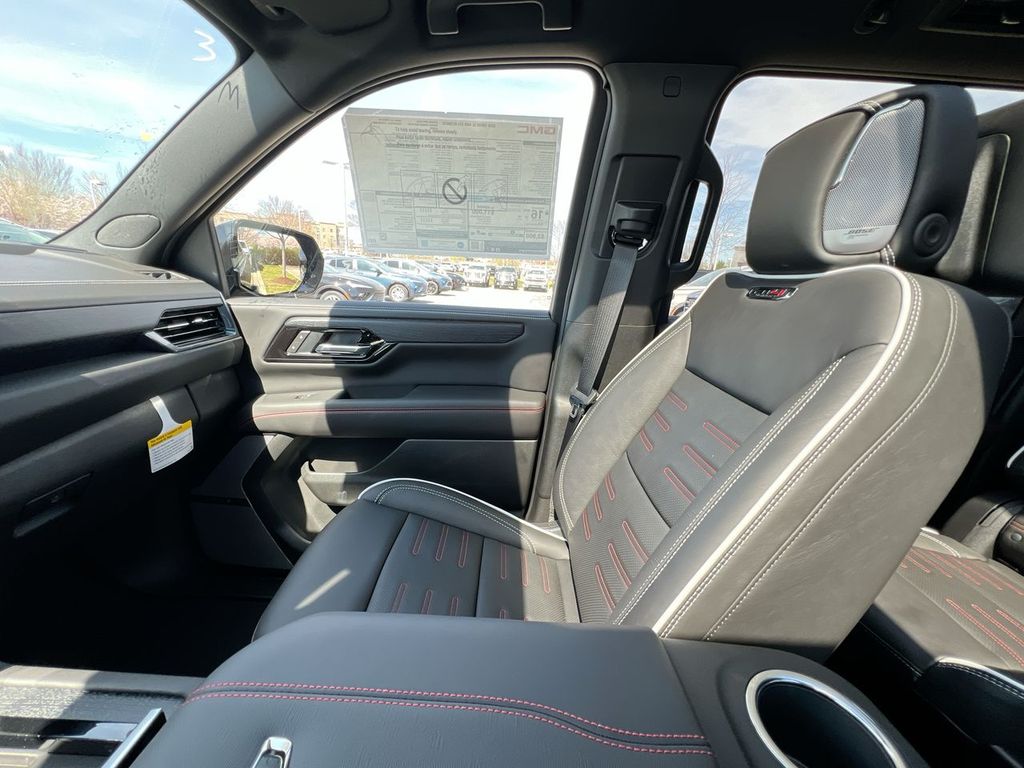 2026 GMC Yukon XL AT4 Ultimate - Photo 11